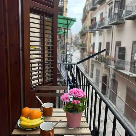 Casamori 1-centro Storico * باليرمو