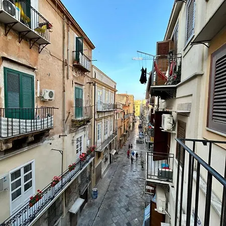 Casamori 1-centro Storico شقة باليرمو